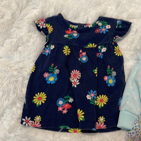 18m Bundle Excellent Condition - Picture 2 of 6